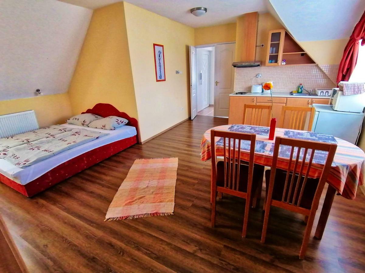 Villa Aida Apartman Hajdúszoboszló Dış mekan fotoğraf