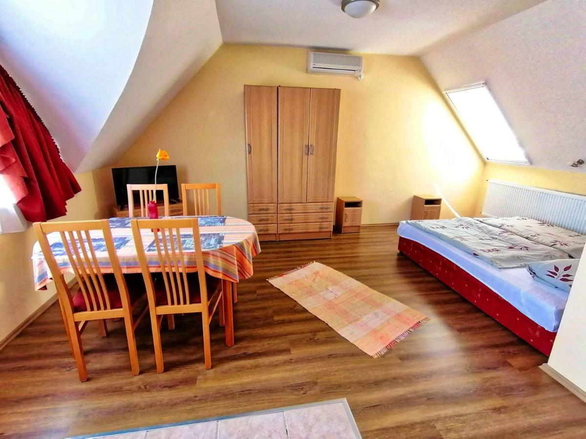 Villa Aida Apartman Hajdúszoboszló Dış mekan fotoğraf
