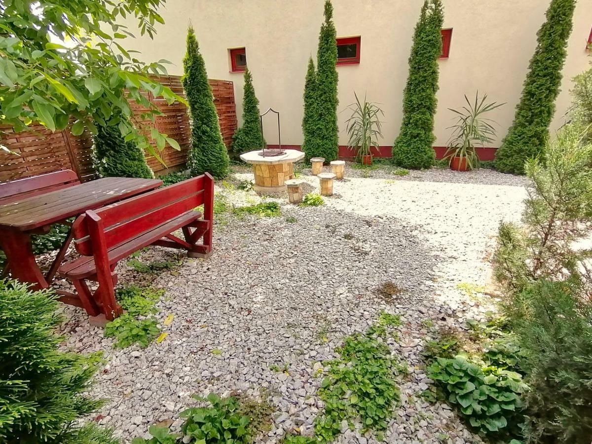 Villa Aida Apartman Hajdúszoboszló Dış mekan fotoğraf