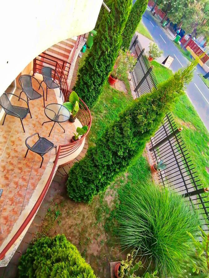Villa Aida Apartman Hajdúszoboszló Dış mekan fotoğraf