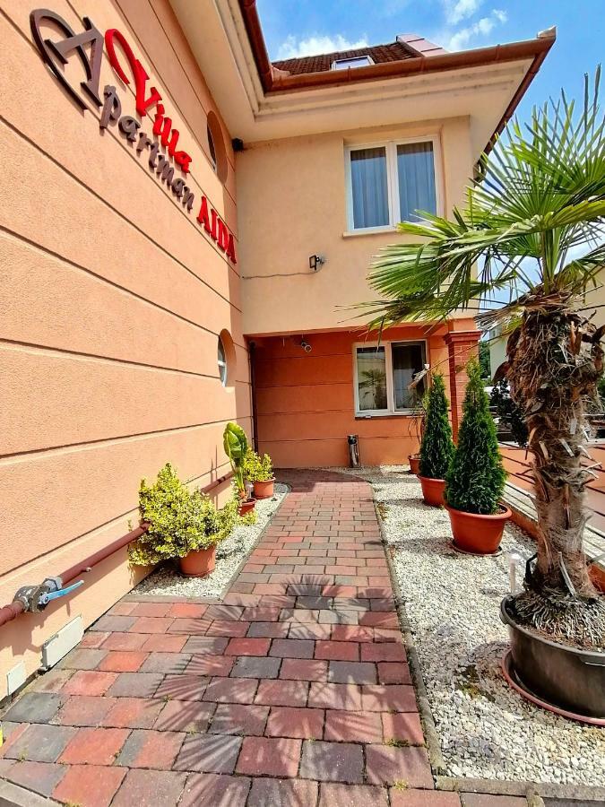 Villa Aida Apartman Hajdúszoboszló Dış mekan fotoğraf